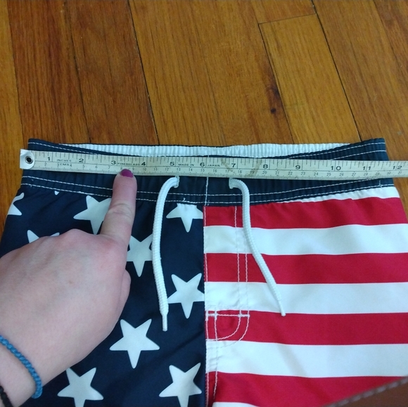 3/$10 ⭐ Boys American Flag Patriotic Swim Trunks Pants Bottoms Small - Picture 4 of 7
